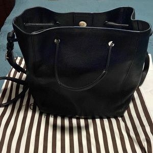 Hendri Bendel Bucket crossover bag